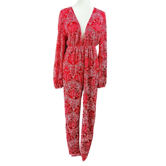 Pretty Little Things Red and White Long sleeve V-Neck Sexy Jumpsuit sz 6 - Picture 6 of 6